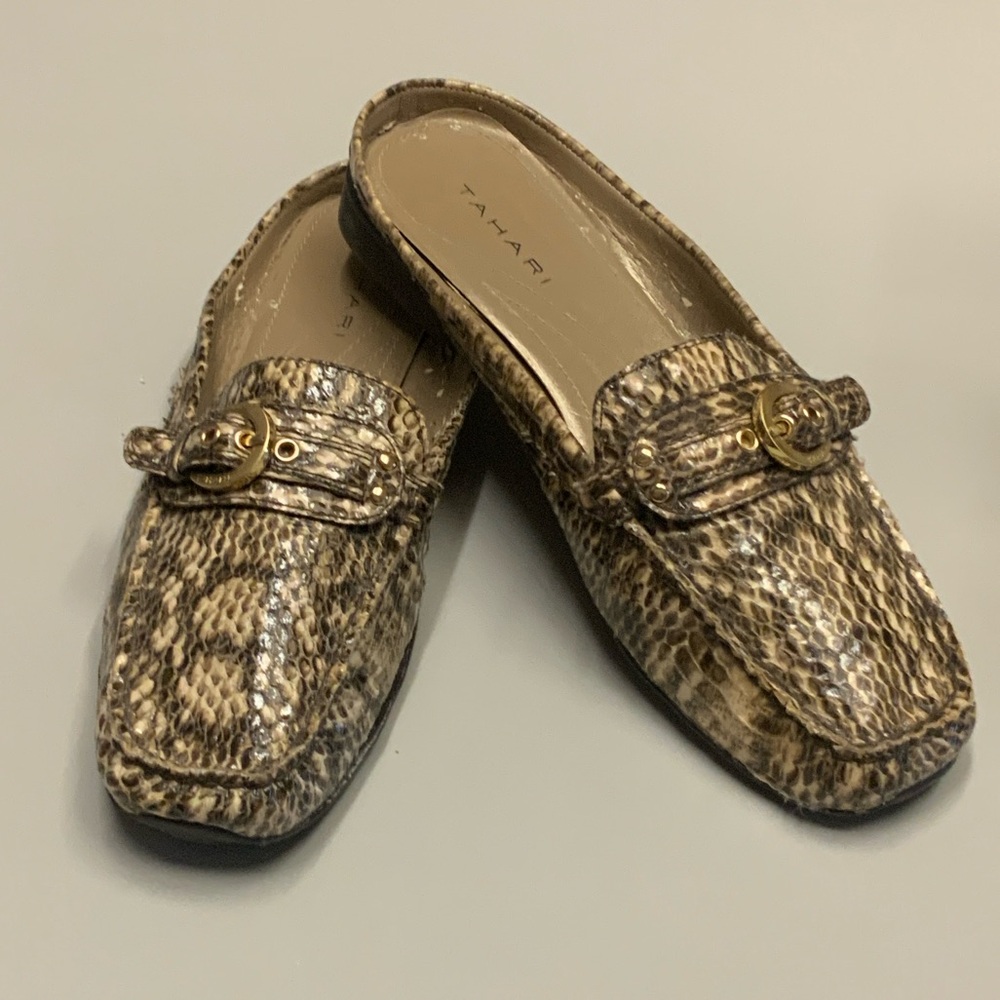 TAHARI Snake Print Mules. GRACE - Size 9M. Belt w/gold buckle accent.